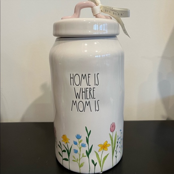 🌷Rae Dunn HOME IS WHERE MOM IS canister 🌷